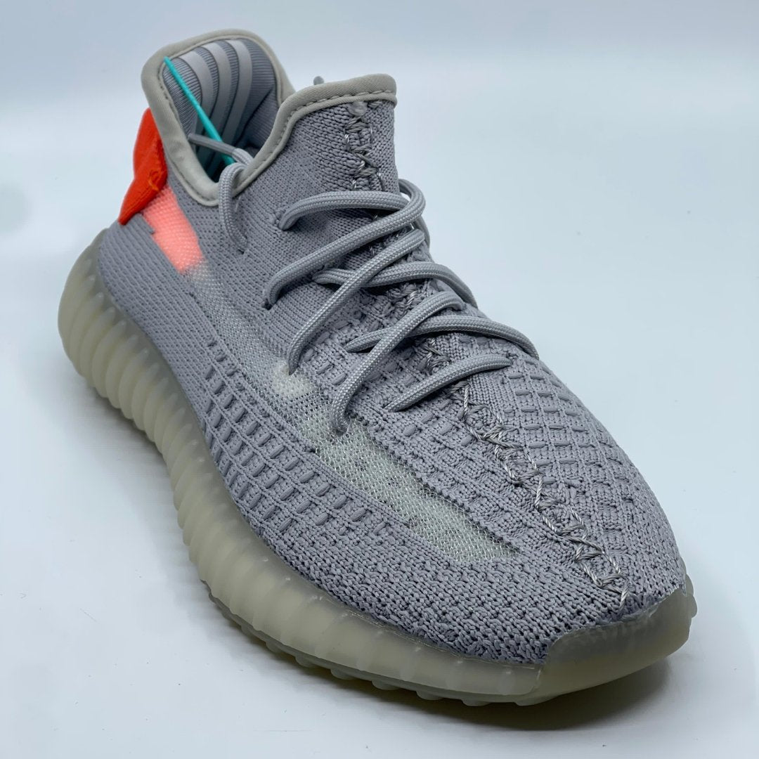 Adidas Yeezy Boost 350 V2 "Tail Light" Tenisice