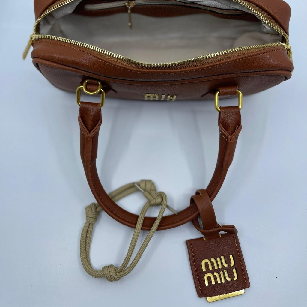 Miu Miu Arcadie kožna torba