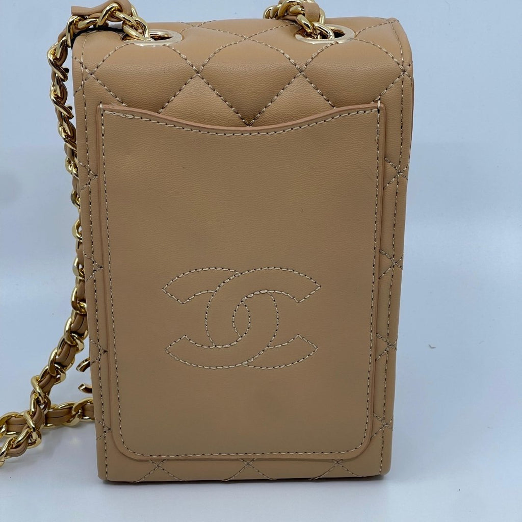 Chanel Torbica Za Mobitel