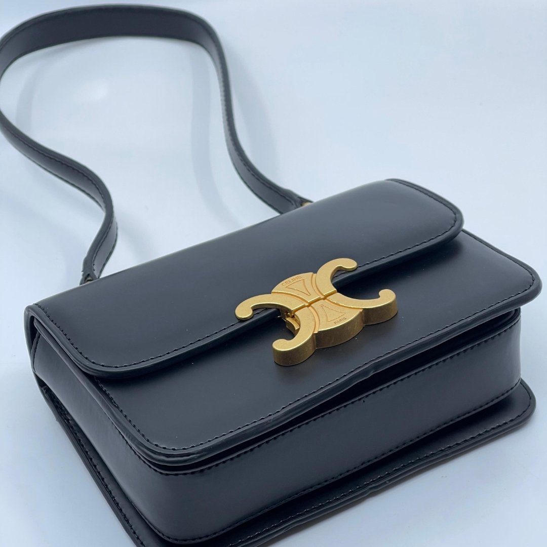 Celine Triomphe Mala Torbica