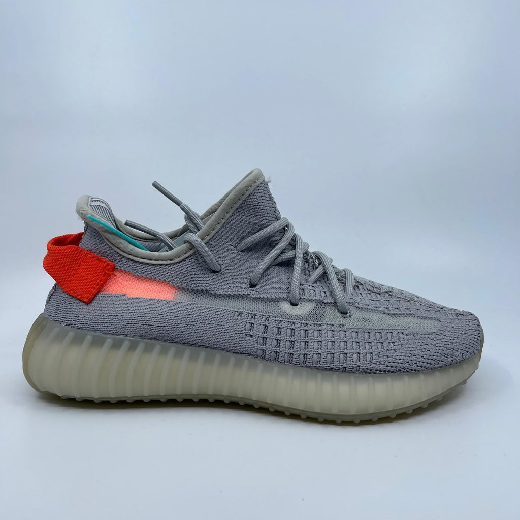 Adidas Yeezy Boost 350 V2 "Tail Light" Tenisice