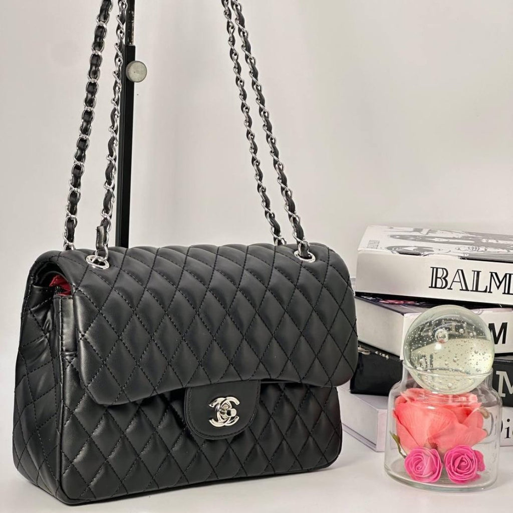 Chanel Classic Flap Torbica