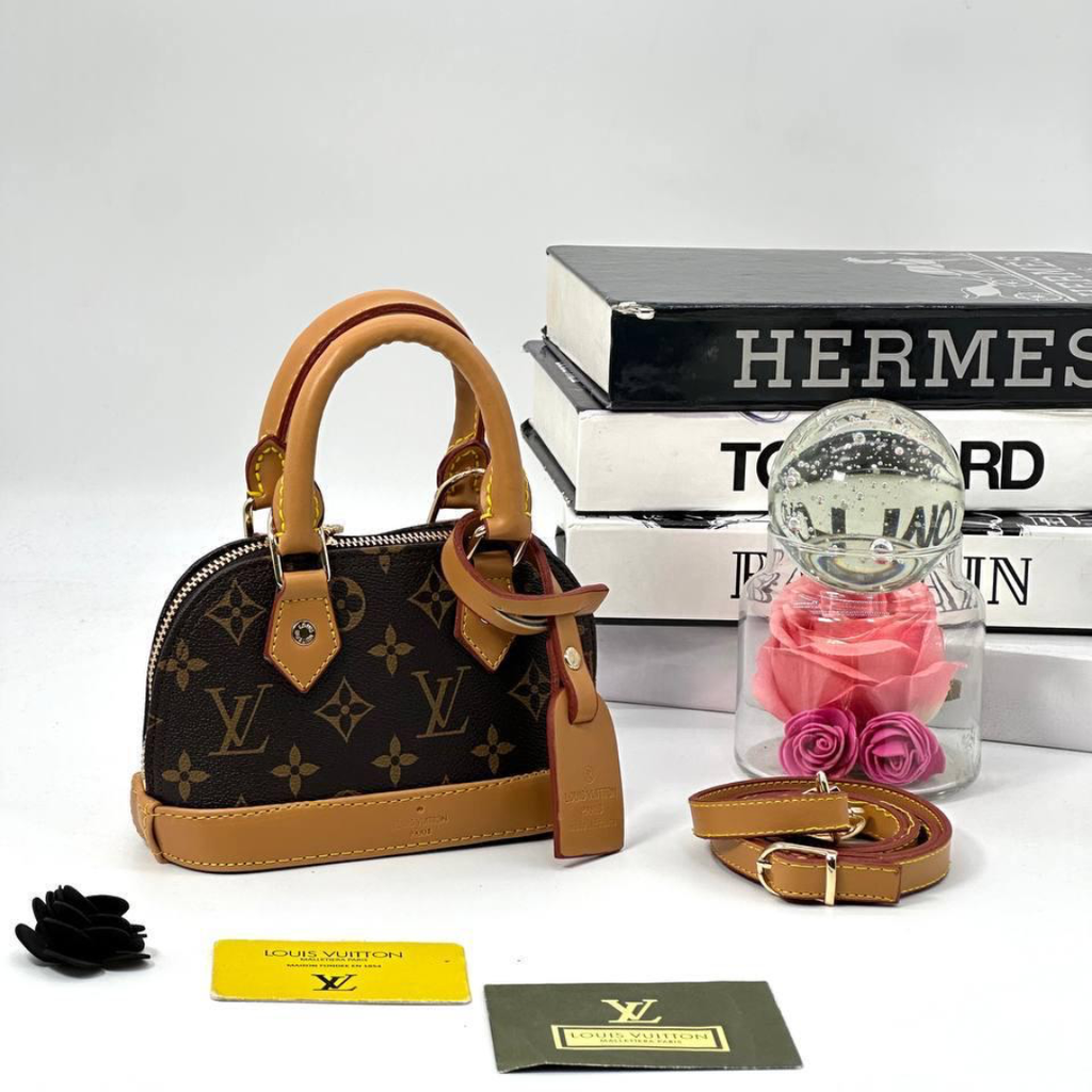 Louis Vuitton Alma BB  Torbica