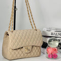Chanel Classic Flap Srednja Torbica