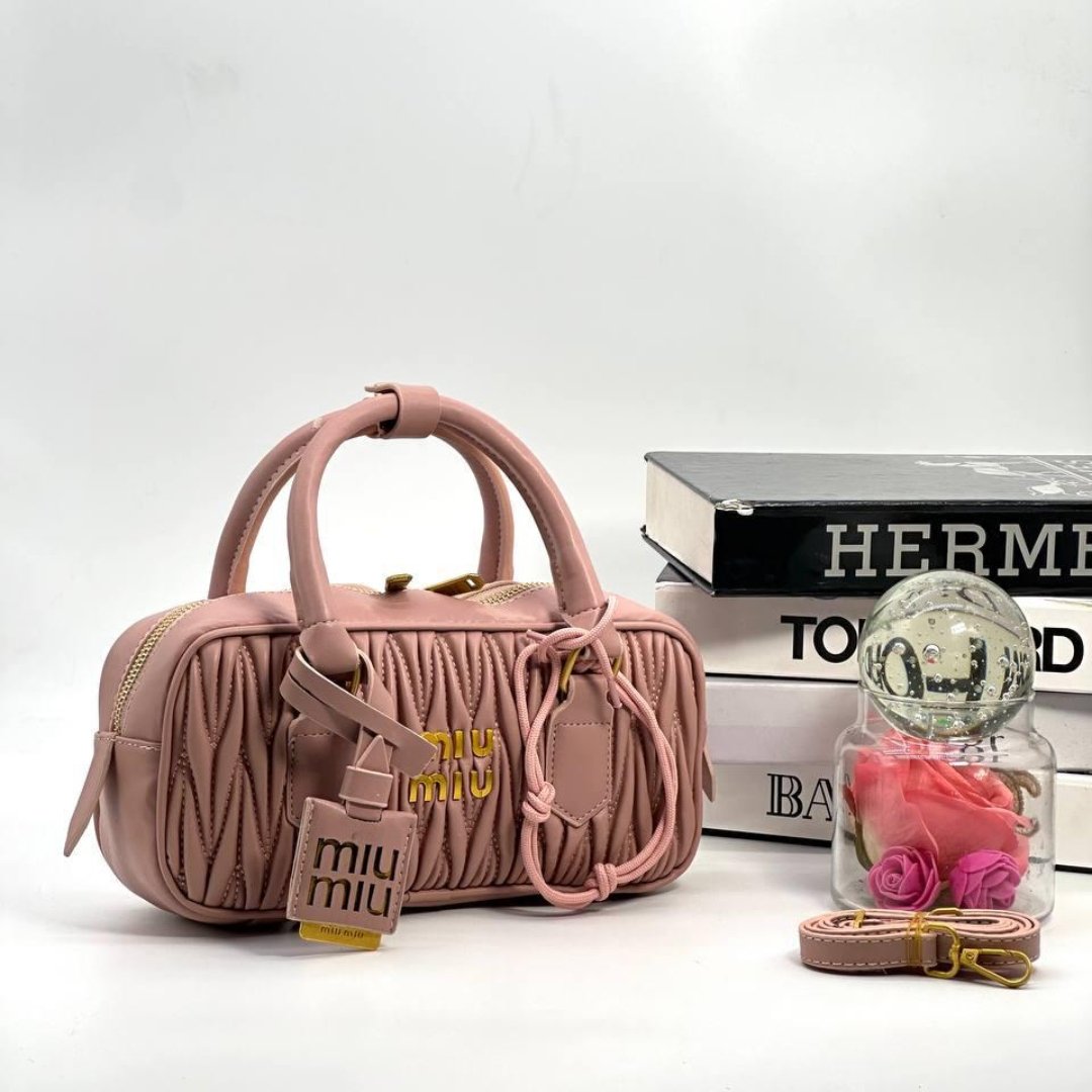 Miu Miu Matelassé Bowling Torbica