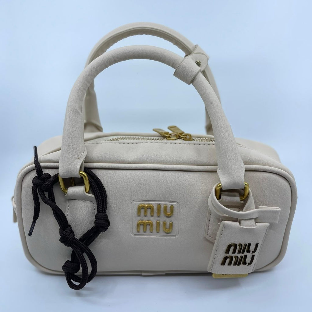 Miu Miu Arcadie kožna torba